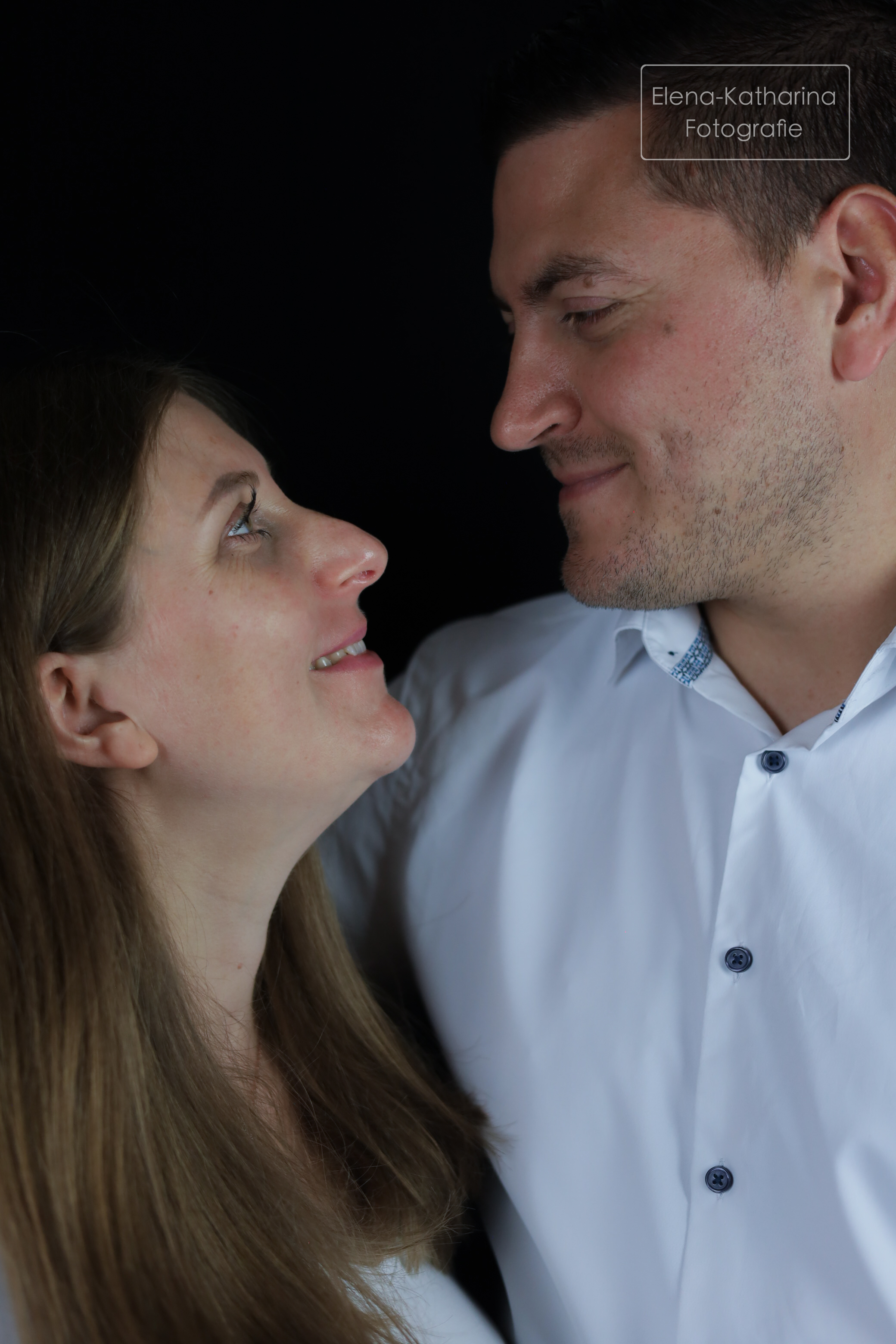 Intimer Moment zwischen Eltern und Kind